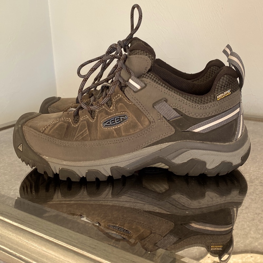 Keen Targhee waterproof low top hiking boot